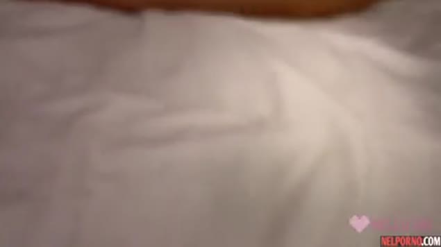 Jongen met grote lul neukt een schatje ruw